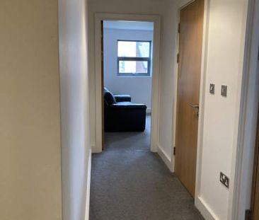 One Bedroom City Centre Apartment - Photo 4