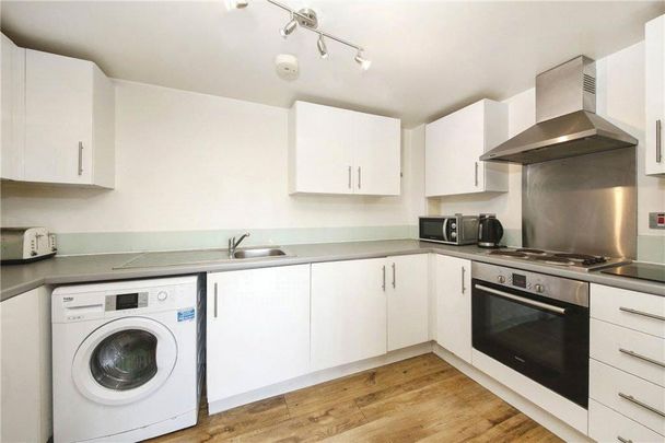 1 bedroom flat to rent - Photo 1