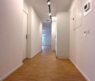 3.5-room terrace apartment with spectacular panoramic views - Photo 3