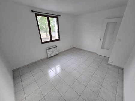 Location Appartement 3 pièces 49m² NANTEUIL LES MEAUX 77100 - Photo 4