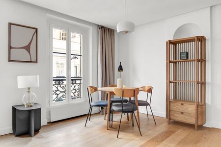 Rue Bonaparte - Photo 5