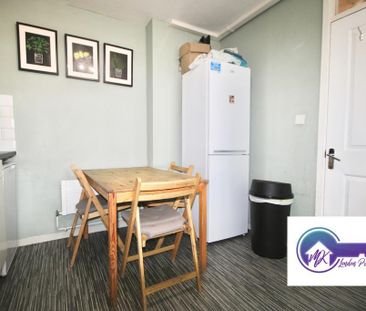 1 Bedroom Room in Flat Share To Rent - Photo 6