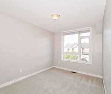 For Lease - 115 Watchhorn Grove, Blossom Park - Airport and Area, O... - Photo 6