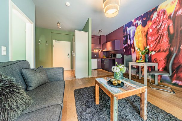 City-Residence: Großzügige 2-Zimmer-Wohnung in einem Apartmenthaus am Merianplatz - Photo 1