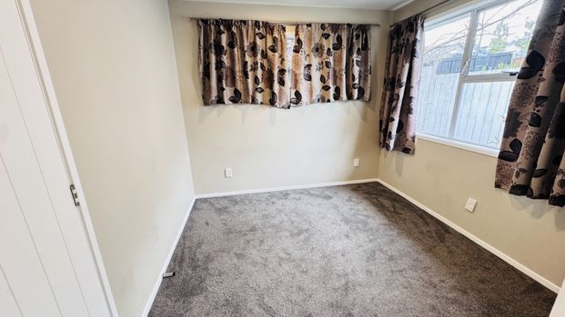 Located in a quiet cul-de-sac in highly sought-after Henderson Heights - Photo 1