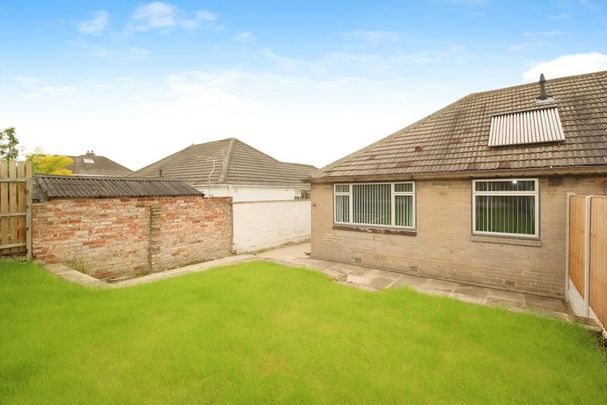 2 bedroom bungalow to rent - Photo 1