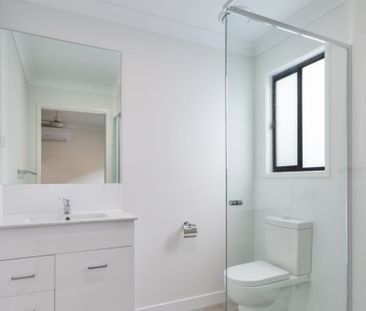 1/73 East Beaumont Road, Park Ridge QLD 4125 - House For Rent | Domain - Photo 6