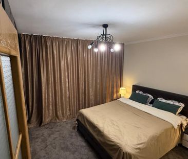 Inchiriere Apartament Faleza Nord termen lung - Photo 1