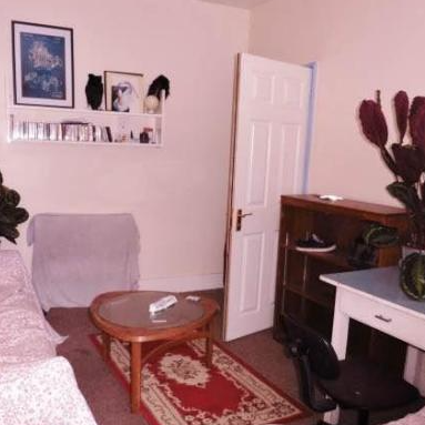 4 bedroom terraced house to rent - Photo 1
