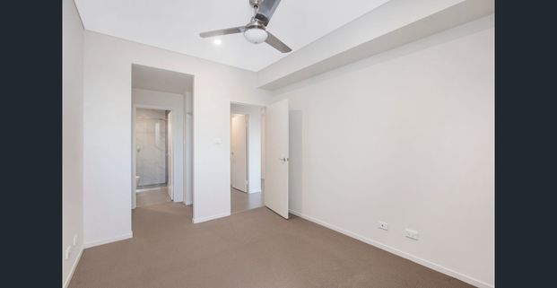 Conveniently Located Unit - Photo 1