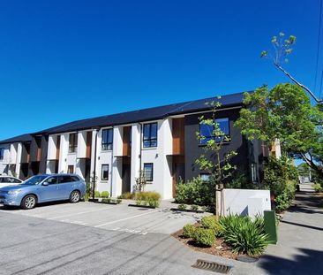 Near new townhouse at Mt Albert - Photo 1