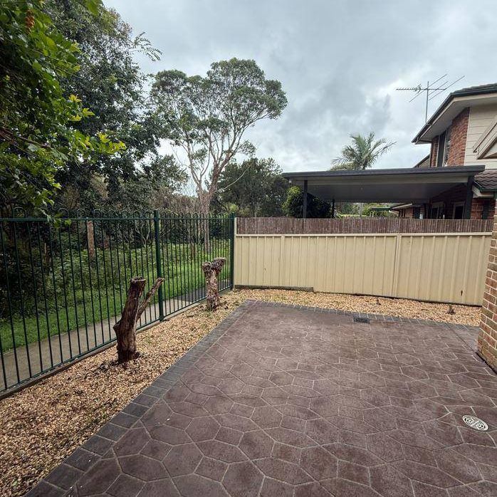 Private and Enclosed Townhouse! - Photo 1