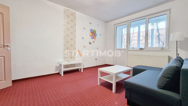 Apartament mobilat doua camere Zizinului - Photo 1