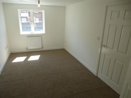 Savile Road - Photo 4