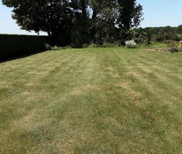 3 bedroom detached house to rent - Photo 2