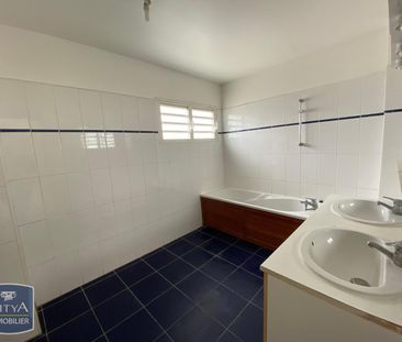 Location Appartement 5 pièces 129m² ST DENIS 97400 - Photo 6