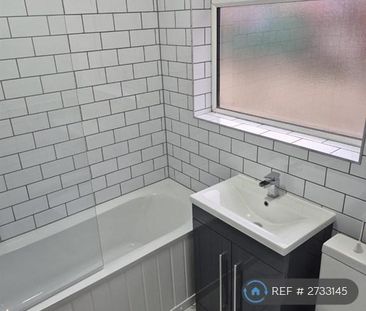 2 bedroom terraced house to rent - Photo 6