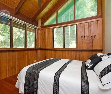 Smithfield - Photo 3