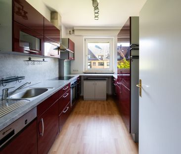 Wohnen mit Charme – 2-Zimmer-Wohnung mit Balkon, Tiefgarage und Sch... - Photo 2