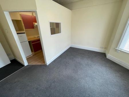 Alington Road - Photo 3