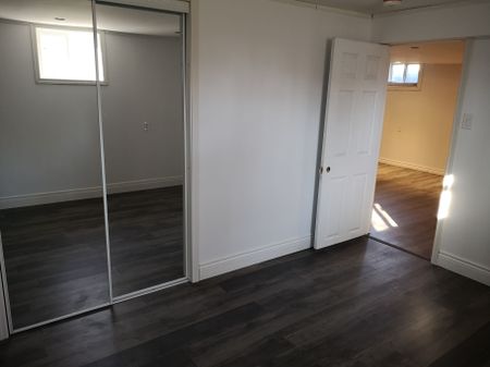 For Lease - 1116 Pomona Court Unit# Basement, Mississauga, Ontario - Photo 2