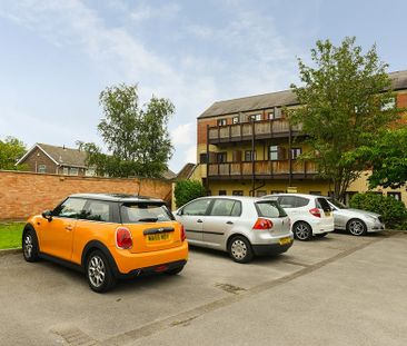 1 Bed Flat, Leen Court, NG7 - Photo 3