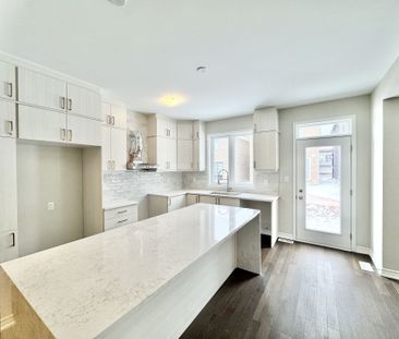 For Lease - 48 Gretzky Avenue, Barrie, Ontario - Photo 5