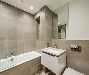 2 Bed Flat, Rainville Road, W6 - Photo 1