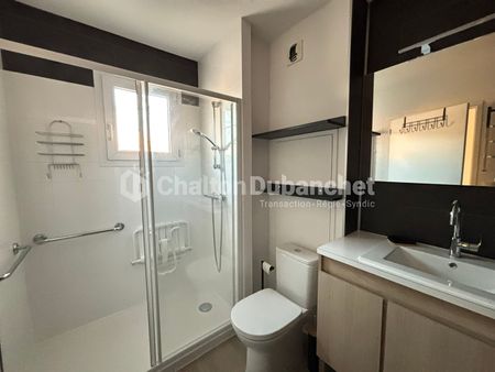 Location Appartement 2 pièces 56m² - Photo 3