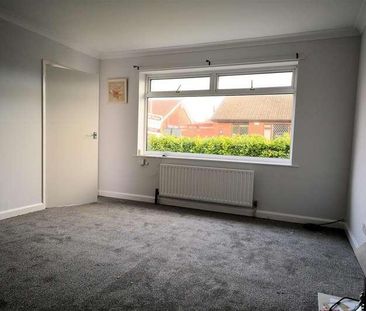 Meadow Place, Selby, YO8 - Photo 1