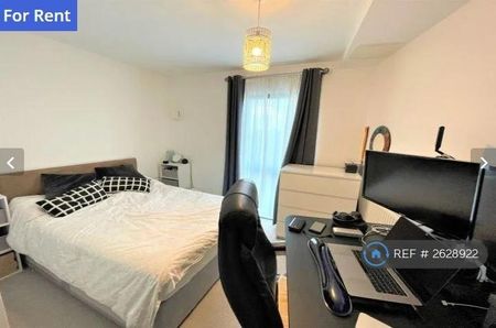 1 bedroom flat to rent - Photo 2