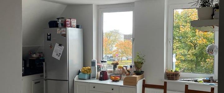 Nachmieter gesucht, Helle 2,5 Zimmer Wohnung !ANFRAGESTOP! - Foto 1
