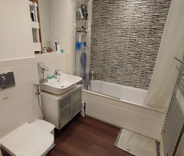 1 Bed Flat, Kings Road, RG1 - Photo 5