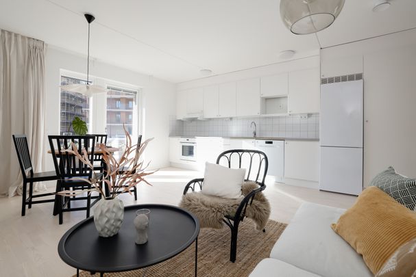 Tamarindvägen, Örebro - Photo 1