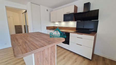 Location Appartement 3 pièces 64m² - Photo 4
