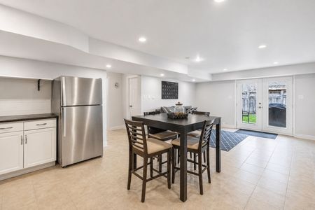 For Lease - 196 Country Lane Unit# Lower, Barrie, Ontario - Photo 4