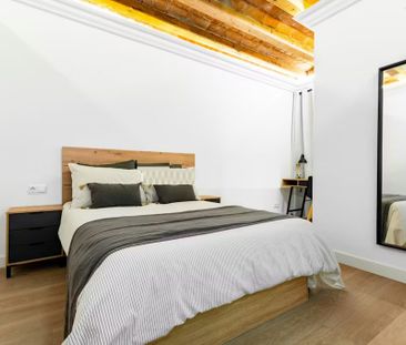 Carrer d'Aragó, Barcelona, Catalonia 08007 - Photo 4