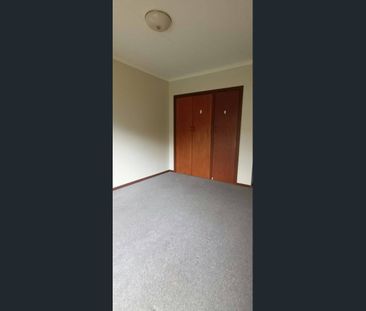 Convenient Living in the Heart of Oakleigh - Photo 2