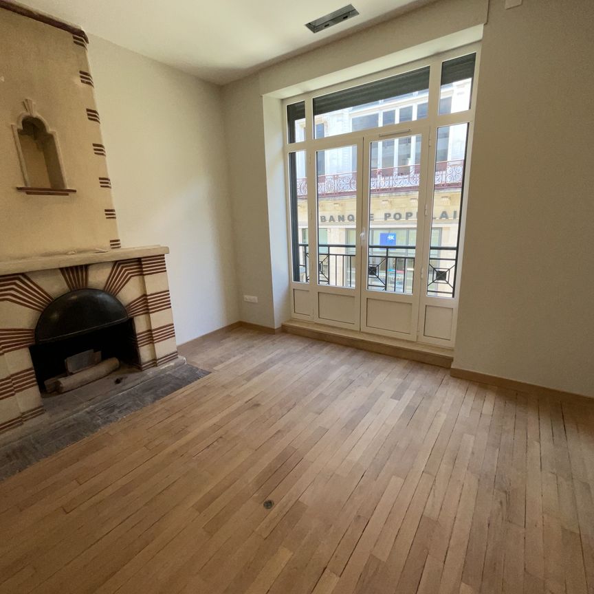 A LOUER - Rue Moyenne - T3 de 90.20m² avec balcons, cave et parking. - Photo 1