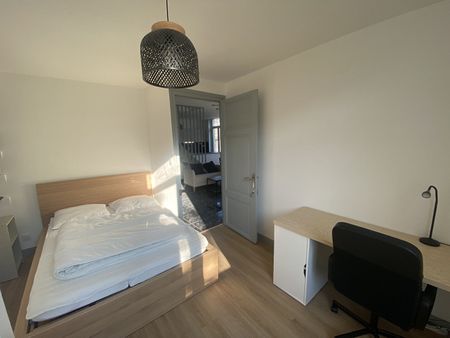 : Appartement 72 m² à SAINT ETIENNE - Photo 4