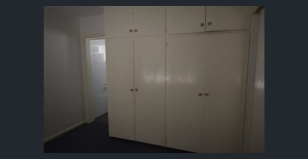 Tidy one bedroom! - Photo 3