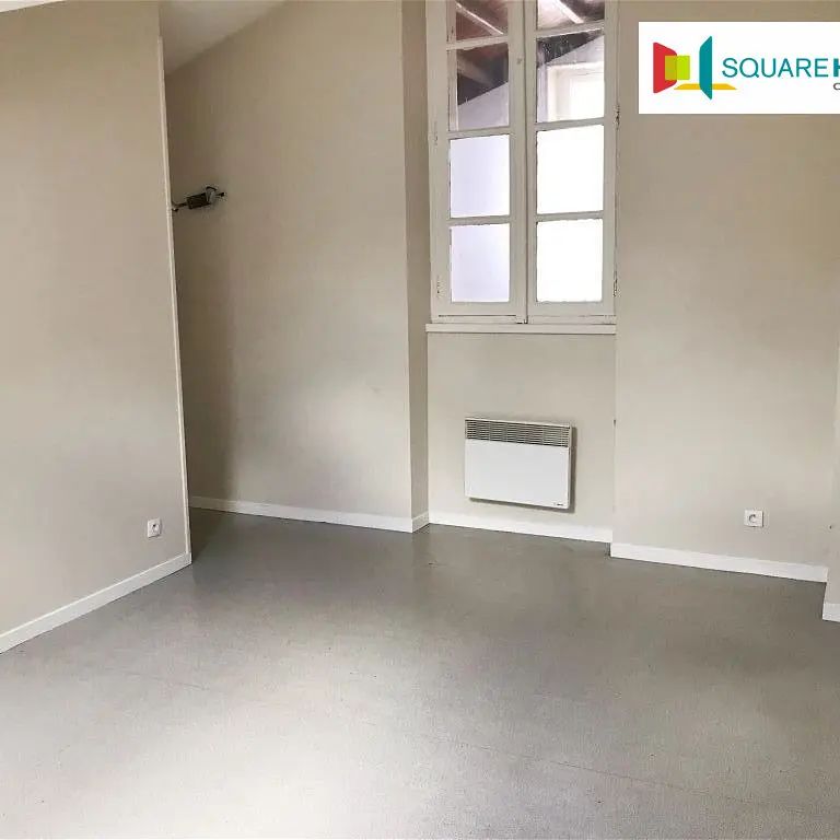Location appartement 1 pièce - 27.47m² à Auch (32000) - Photo 1