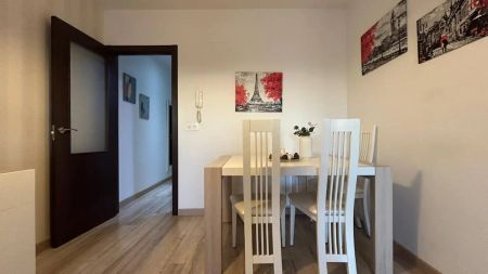 Piso de alquiler en C. Álamos, Residencial Triana - Barrio Alto - Foto 3