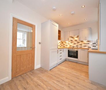 2 bedroom terraced house to rent - Photo 6