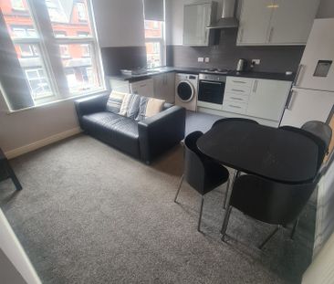 3 Bed - 19a Winston Gardens, Headingley, Leeds - LS6 3LA - Student - Photo 4