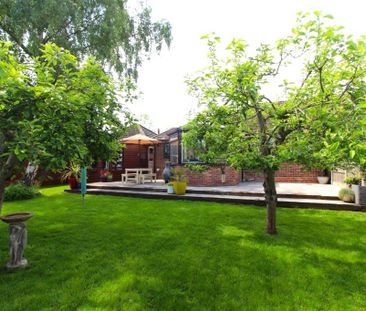 2 bedroom bungalow to rent - Photo 5