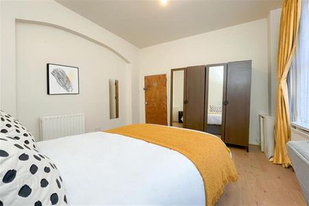 Room 1, 2 Belgravia Avenue, Belfast, BT9 7BJ - Photo 4