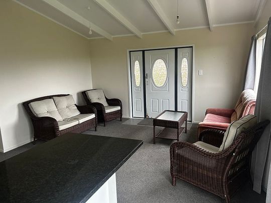 Charming very private small house with views - Photo 1