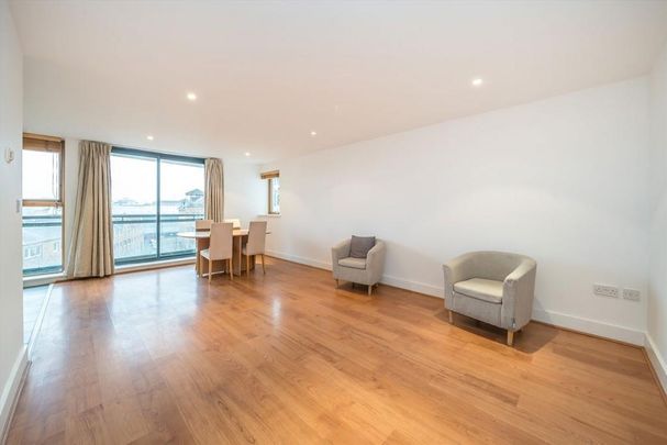 1 bedroom flat to rent - Photo 1