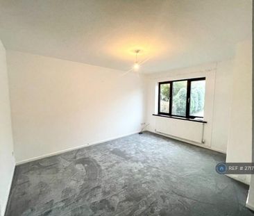 2 bedroom semi-detached house to rent - Photo 3